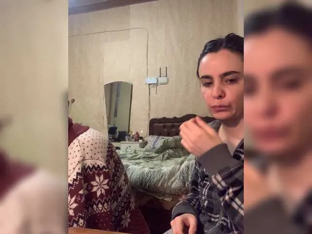 Live sex webcam photo for Katernia48 #272300591