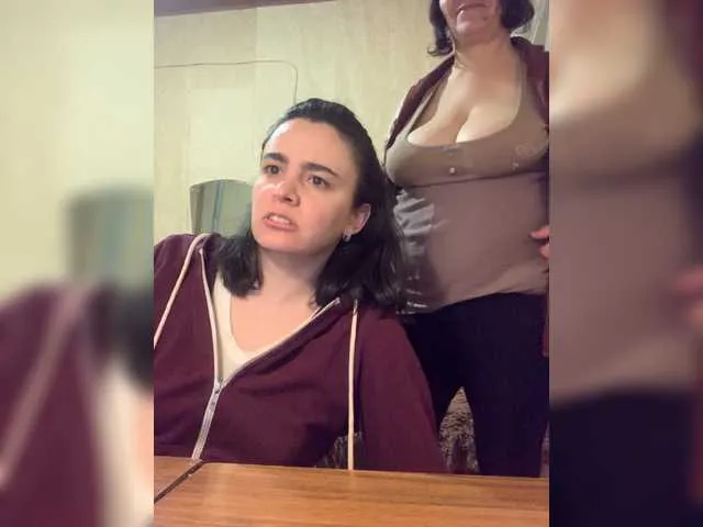 Live sex webcam photo for Katernia48 #272360201