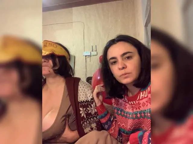 Live sex webcam photo for Katernia48 #272385436