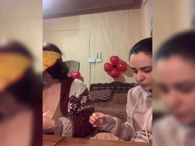 Live sex webcam photo for Katernia48 #272425603