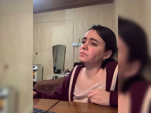 Live sex webcam photo for Katernia48 #272597857