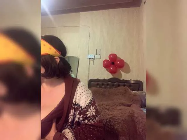 Live sex webcam photo for Katernia48 #272688037