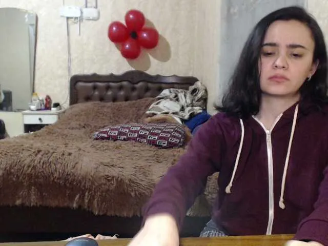 Live sex webcam photo for Katernia48 #273017475
