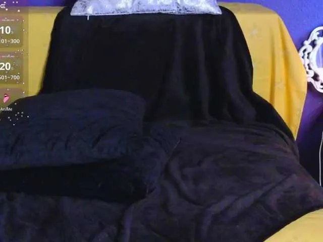 Live sex webcam photo for KateyRivaa #291043721
