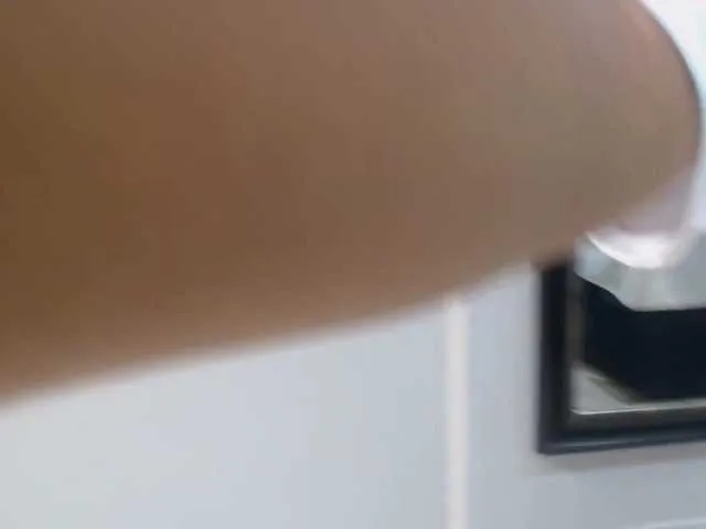Live sex webcam photo for KathFoster #274063612