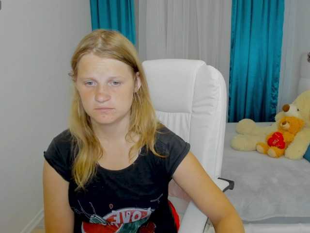 Live sex webcam photo for KathlynHeath #278307504