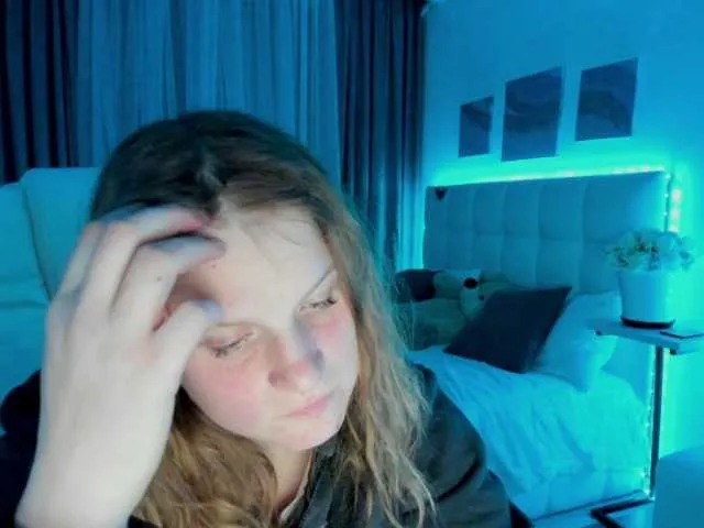Live sex webcam photo for KathlynHeath #290793740