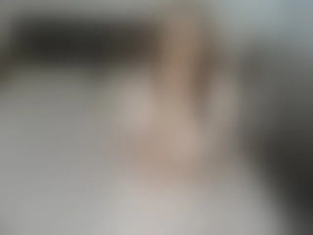 Live sex webcam photo for Kathrine-Meyer #293825541