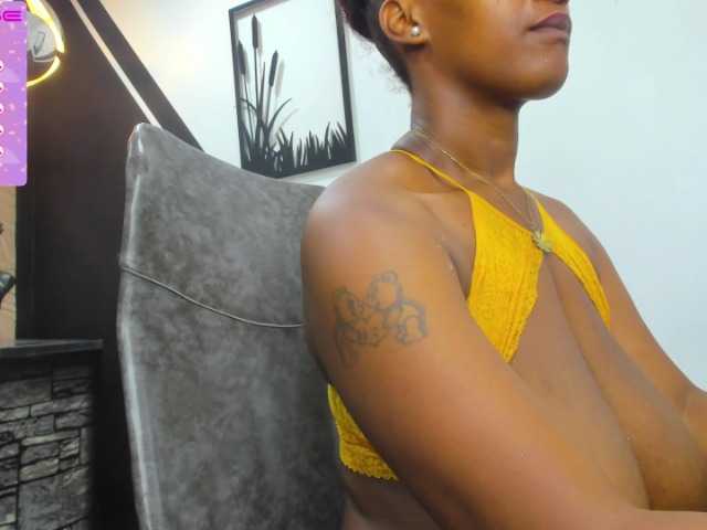 Live sex webcam photo for Kathybrunett #275470249