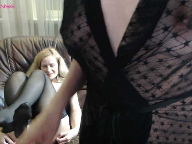 Live sex webcam photo for Kati000888 #276321762