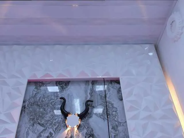 Live sex webcam photo for KatiaBridge #277801837