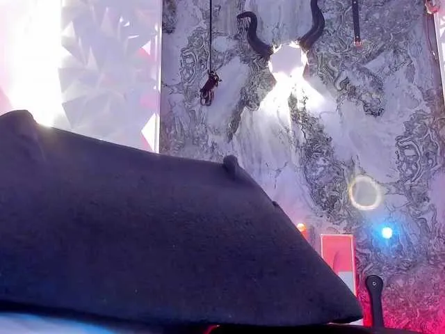 Live sex webcam photo for KatiaBridge #278254032