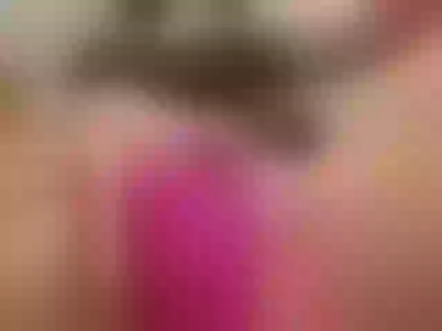 Live sex webcam photo for KatieNolan #271801068