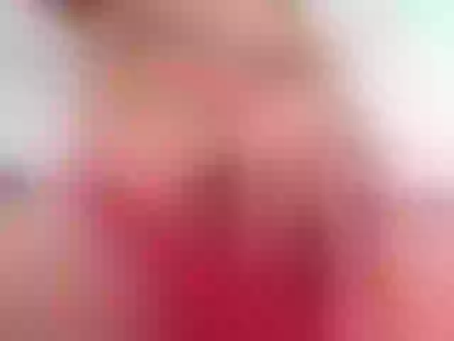 Live sex webcam photo for KatieNolan #271907570