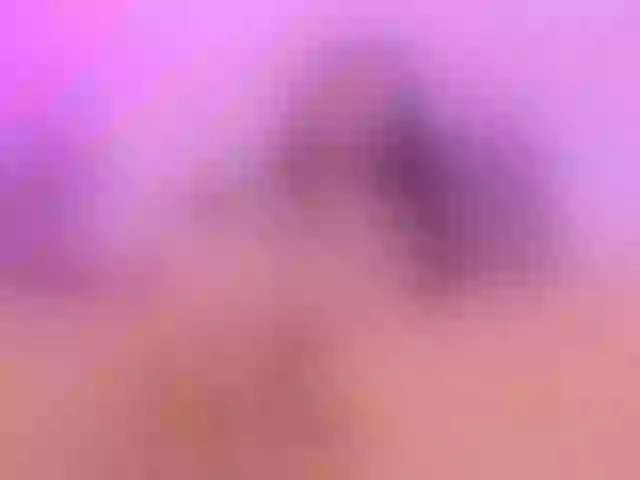 Live sex webcam photo for KatieNolan #272159435