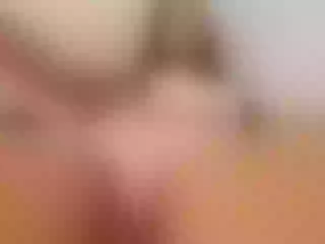 Live sex webcam photo for KatieNolan #272425651