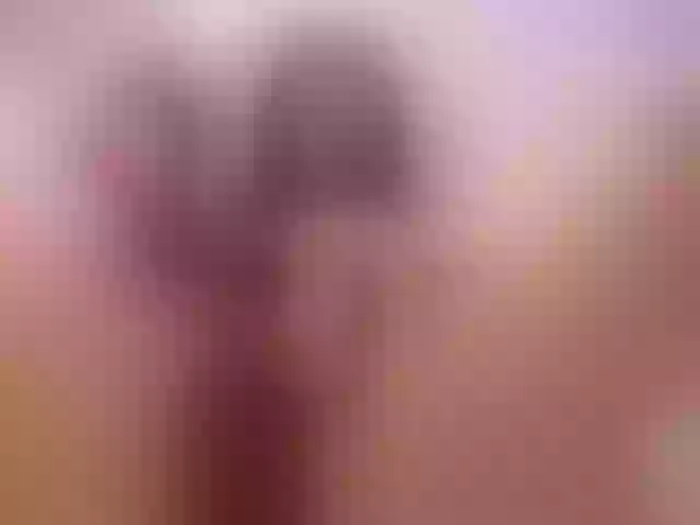 Live sex webcam photo for KatieNolan #272595436