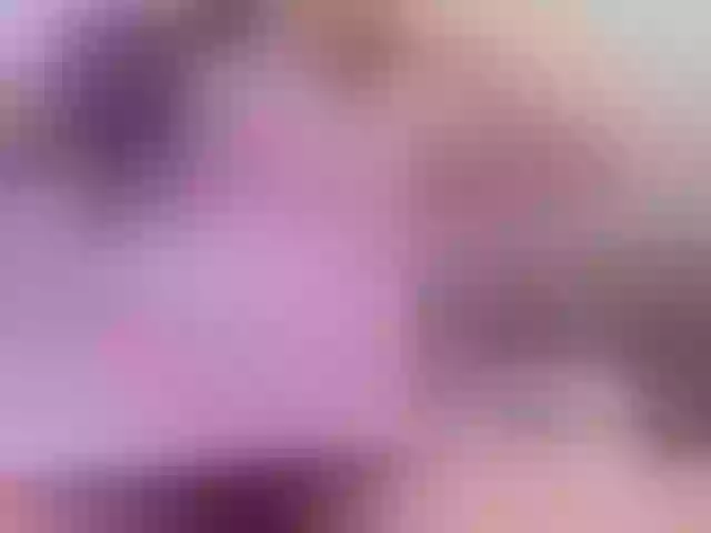 Live sex webcam photo for KatieNolan #272981388