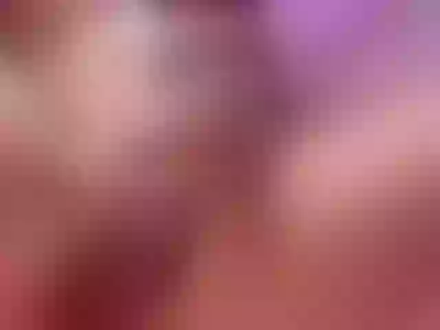 Live sex webcam photo for KatieNolan #273099075