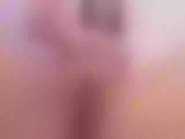 Live sex webcam photo for KatieNolan #273177617