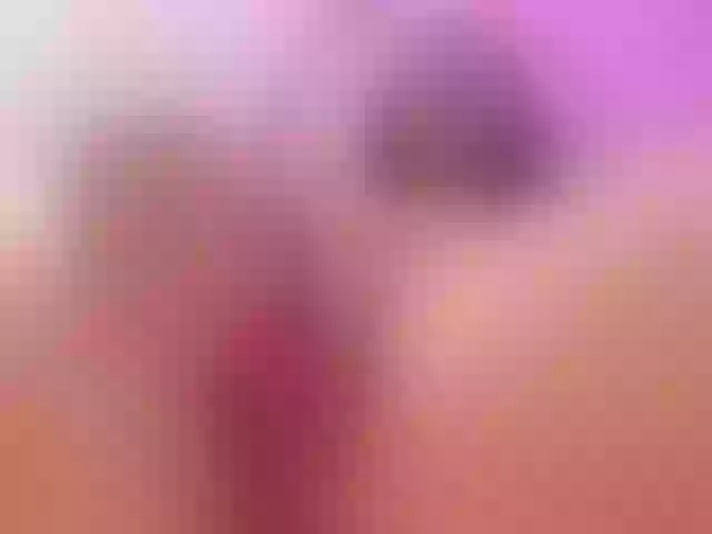Live sex webcam photo for KatieNolan #273273260