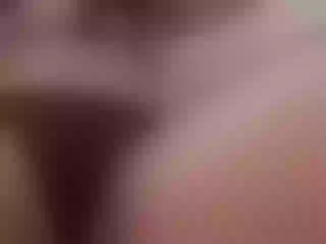 Live sex webcam photo for KatieNolan #273371207