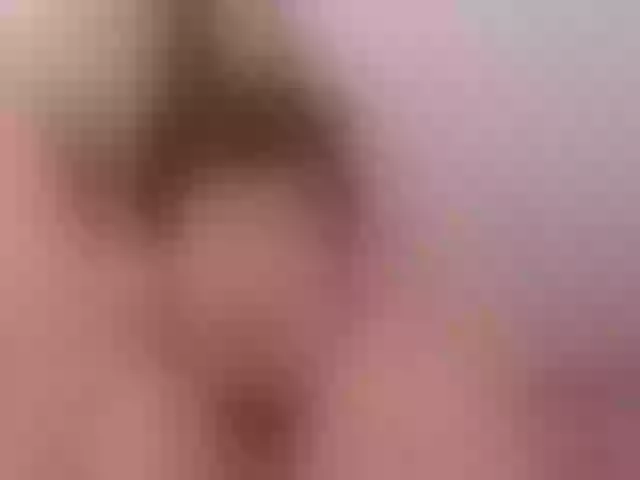 Live sex webcam photo for KatieNolan #273930781