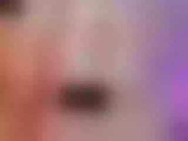 Live sex webcam photo for KatieNolan #274002324