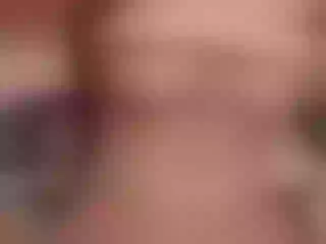 Live sex webcam photo for KatieNolan #275810882
