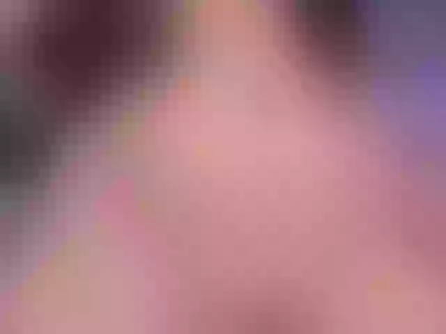 Live sex webcam photo for KatieNolan #276243820