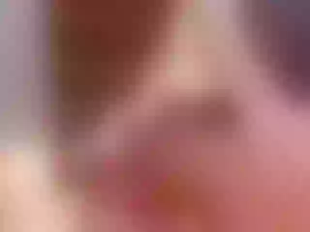 Live sex webcam photo for KatieNolan #276354244