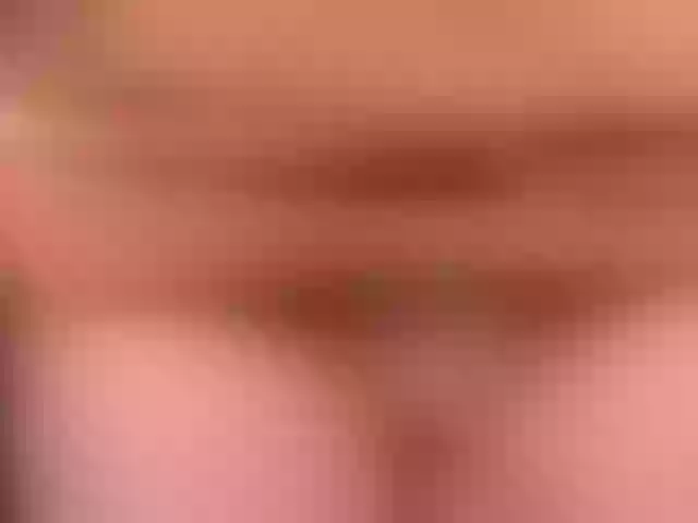Live sex webcam photo for KatieNolan #276384000