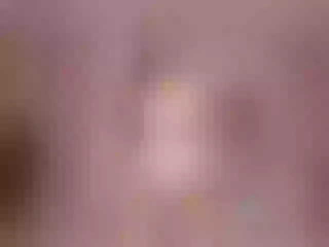 Live sex webcam photo for KatieNolan #276432385