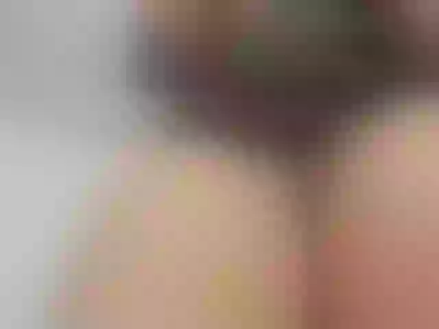 Live sex webcam photo for KatieNolan #276454356