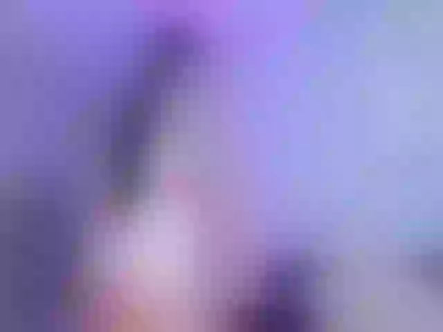 Live sex webcam photo for KatieNolan #276537538