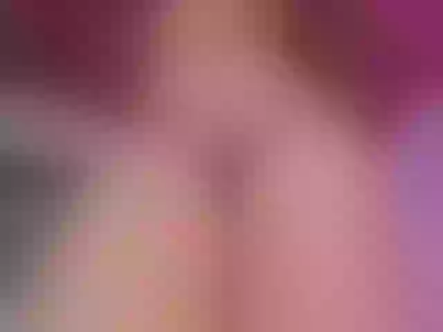 Live sex webcam photo for KatieNolan #276551880