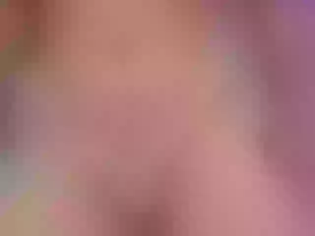 Live sex webcam photo for KatieNolan #276901492