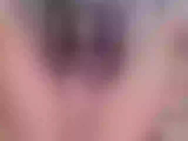 Live sex webcam photo for KatieNolan #277017351