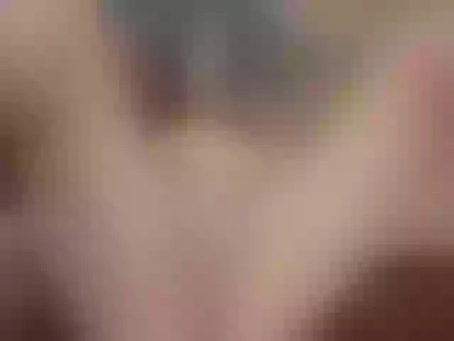 Live sex webcam photo for KatieNolan #277034435