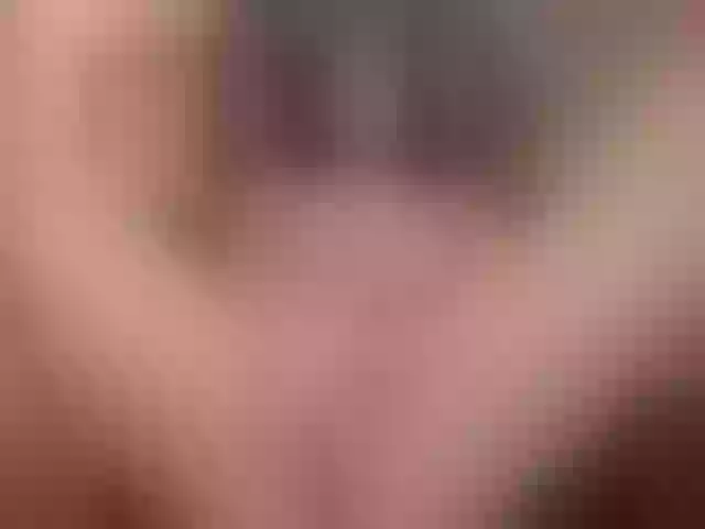 Live sex webcam photo for KatieNolan #277098905