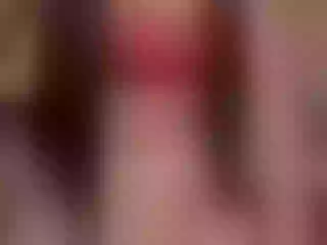 Live sex webcam photo for KatieNolan #277105339