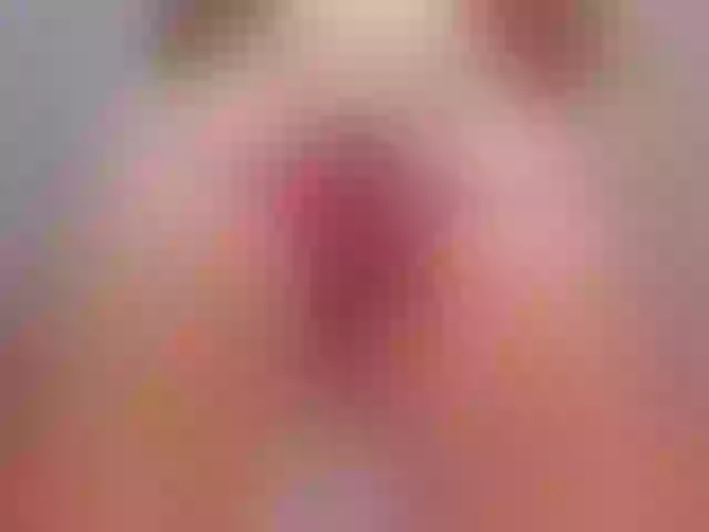 Live sex webcam photo for KatieNolan #277295465