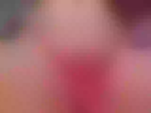 Live sex webcam photo for KatieNolan #277337294