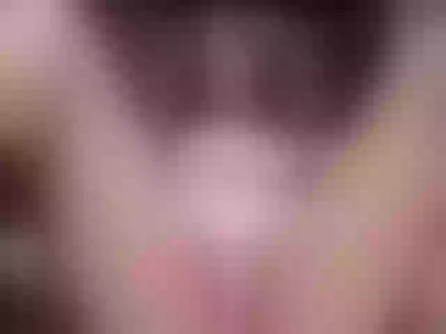 Live sex webcam photo for KatieNolan #277363525