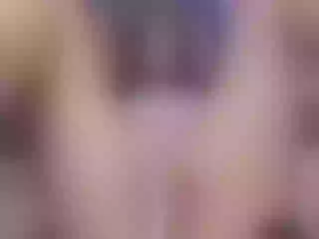 Live sex webcam photo for KatieNolan #277506167