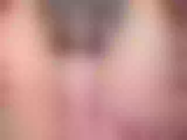 Live sex webcam photo for KatieNolan #277641588
