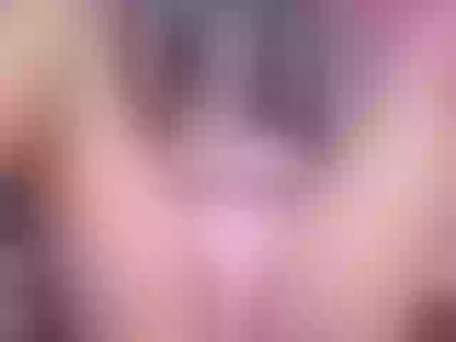 Live sex webcam photo for KatieNolan #277687281