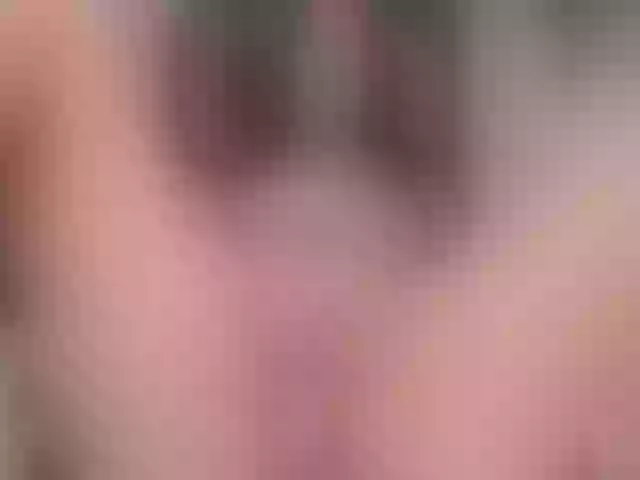 Live sex webcam photo for KatieNolan #277989533