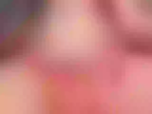 Live sex webcam photo for KatieNolan #278001675