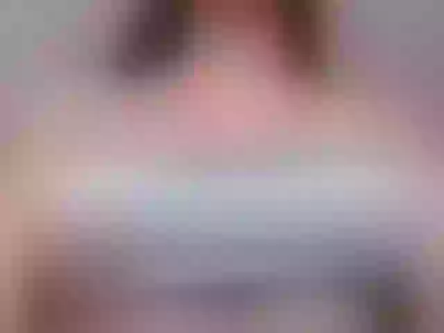 Live sex webcam photo for KatieNolanX #292052470